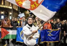 MERIMA IZ NOVOG PAZARA: ŽENA S HIDŽABOM KOJA JE POKRENULA SRBIJU: “MALA GRUPA LJUDI MOŽE PROMIJENITI SVE”