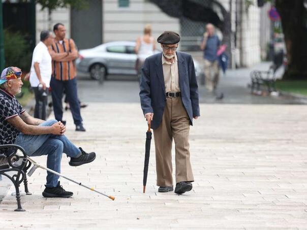 i-penzioneri-u-bih-u-ovoj-sedmici-dobit-ce-13-penziju-penz-1_6941114b41f77