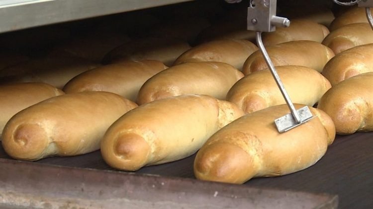 Pekare digle cijene: Hljeb 3 KM, burek i do 6 KM, kifla 50 feninga