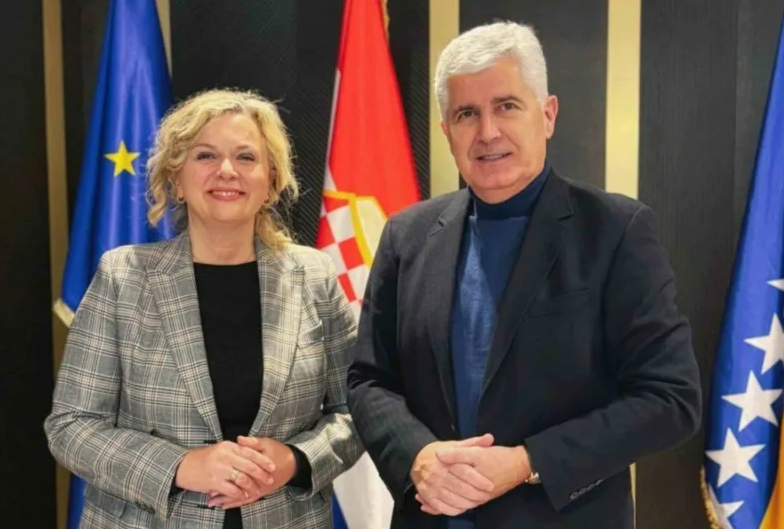 ŠTA SE DEŠAVA U PARLAMENTU? „Petorka“ testira većinu i ugrožava poziciju Čovića
