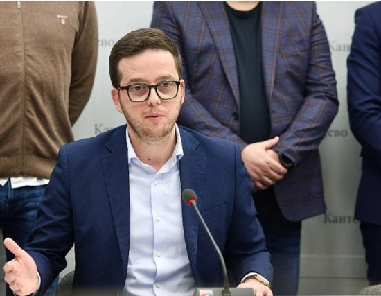 Nihad Uk podnio ostavku na poziciju premijera Kantona Sarajevo: Od funkcije mi je važniji glas građana