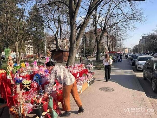 Inspekcija u Tuzli kaznila nelegalnu prodaju cvijeća pred 8. mart