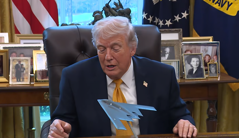 Trump: Spriječio sam Treći svjetski rat. Da nismo djelovali protiv Irana, došlo bi do nuklearnog rata”