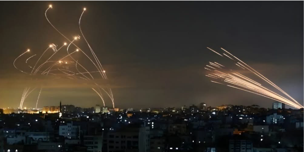 GORI Izrael! NEVIĐENI iranski dronovi Arash 2 iznad izraelskog neba! Iran oštro: Neće biti ni vode!