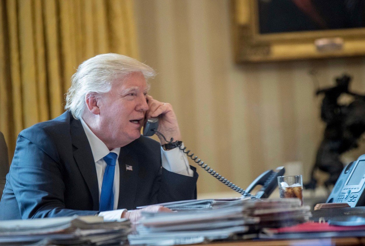 Trump tvrdi da s Iranom vodi dobre pregovore: Odgađa napade na iransku energiju