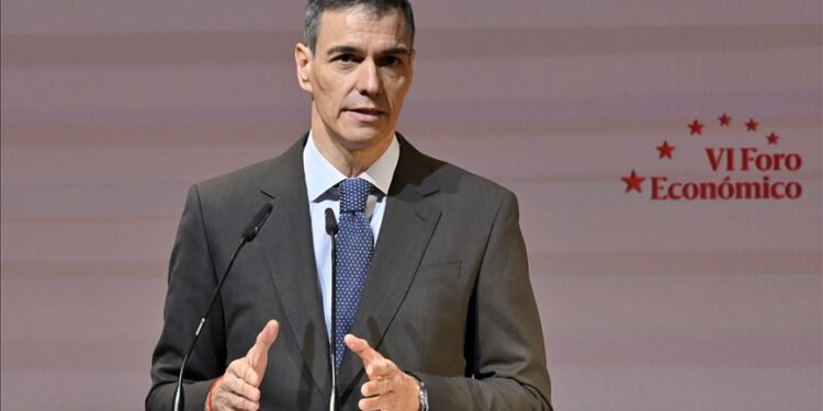 Španski premijer Sanchez pozvao Evropu da se ne pokori SAD-u