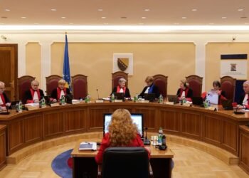 Ustavni sud BiH naložio hitan prekid svih aktivnosti vezanih za Ustav RS
