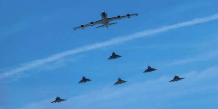 Francuska, Italija i Poljska zabranile prelet američkim avionima za Izrael: Trump podivljao