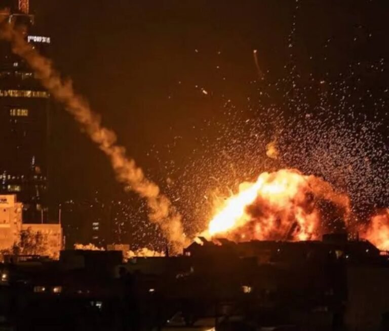 Nebo gori iznad Izraela: Iran pokrenuo novi siloviti talas napada