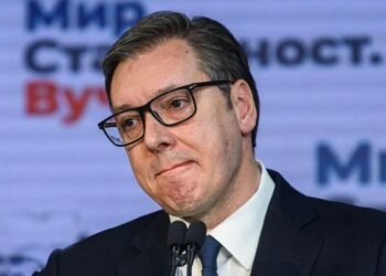 ALARM U BEOGRADU: Vučić digao vojsku na noge – hitan poziv Orbanu zbog…