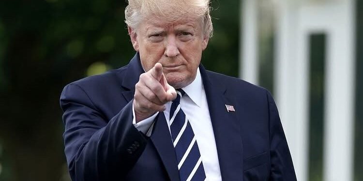 Trump psuje i prijeti Iranu: Otvorite Hormuški moreuz, vi ludi gadovi