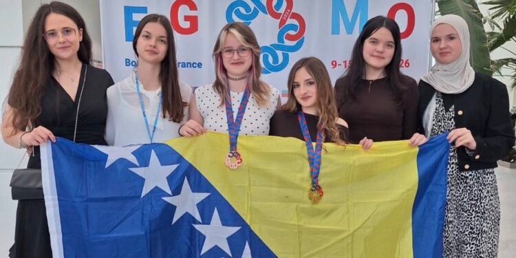 Nevjerovatan uspjeh djevojaka iz BiH: Zlato i bronza na Evropskoj matematičkoj olimpijadi!