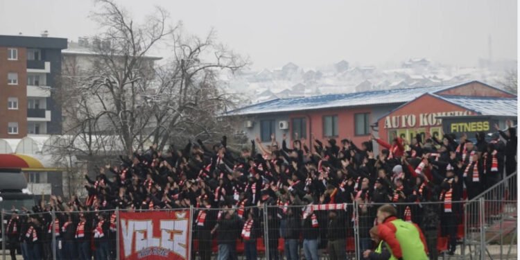 Apsurd u Doboju: Zbog skandiranja “Država Bosna” spiker navijačima Veleža prijetio prekidom utakmice