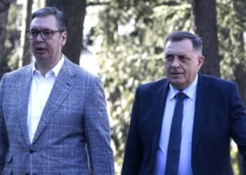 Vučić i Dodik: Neće više biti traktora i genocida nad Srbima!