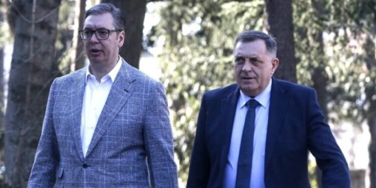 Vučić i Dodik: Neće više biti traktora i genocida nad Srbima!