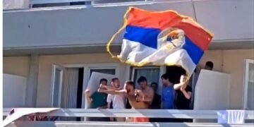 Pogledajte kako je zastavom RS mahao u Hrvatskoj: Orio se i Baja Mali Knindža