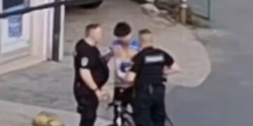 Vijeće za djecu FBiH traži suspenziju policajaca MUP-a TK zbog nasilja nad maloljetnikom