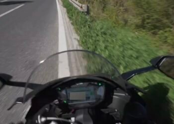 Motorista objavio snimak vlastite nesreće kod Konjica: Sletio s ceste pod nejasnim okolnostima (VIDEO)