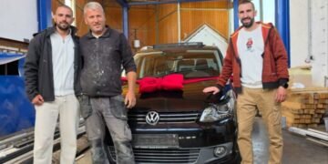 Gazda iz Hercegovine koji zaslužuje svaku pohvalu: Radniku nakon deset godina predanog rada poklonio automobil!
