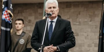 Nakon sramnog skandiranja navijača u Mostaru, oglasio se Čović: Evo šta je poručio