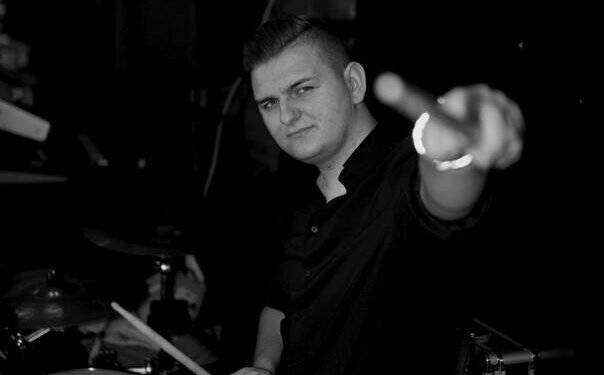 U teškoj nesreći poginuo mladi bubnjar (20)