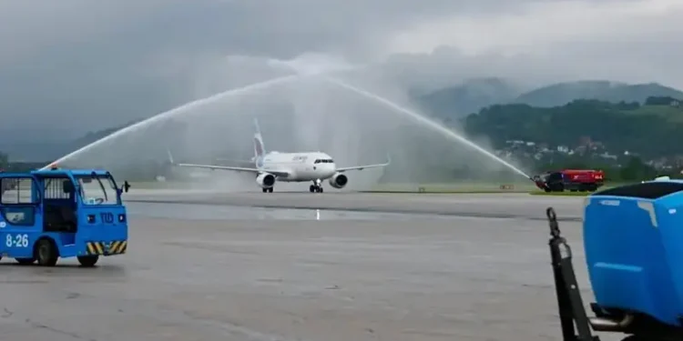 Prvi avion iz Berlina sletio u Sarajevo