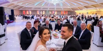 Krštenje, pričest, krizma, vjenčanje: Koliko danas treba staviti u kuvertu?