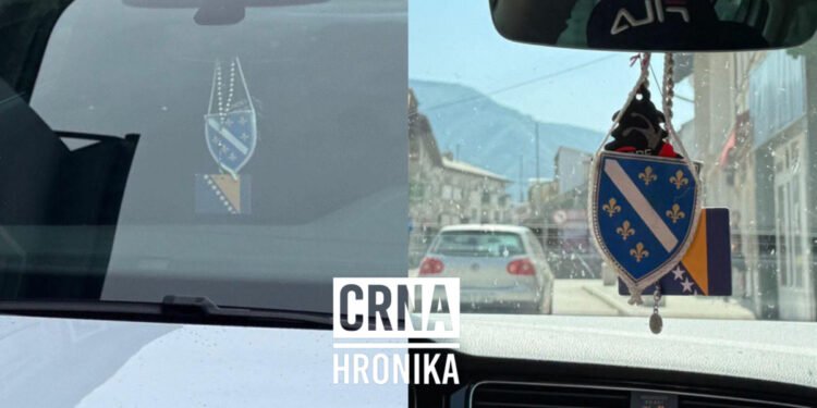 Neugodno iskustvo na putu za Austriju: “Rekao mi je da ne smijem kroz RS s ljiljanima”