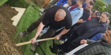 Klanjana dženaza Sejdi Bešlić: Ukopana pored svog Halida