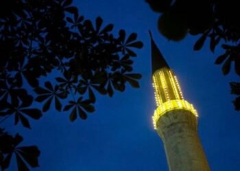 Muslimani ulaze u Novu godinu: Večeras nastupa 1448. hidžretska godina