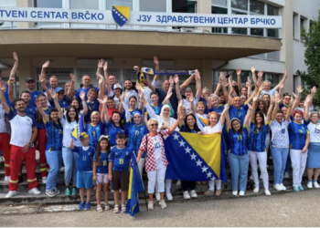 Srpskoj demokratskoj stranci smeta što su medicinari obukli dresove BiH i Hrvatske