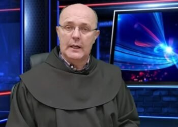Fra Mario Knezović s Kedžare poručio: „Neka bude svima jasno, znamo mi dobro koji nama ljiljani mirišu“