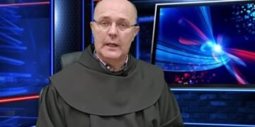 Fra Mario Knezović s Kedžare poručio: „Neka bude svima jasno, znamo mi dobro koji nama ljiljani mirišu“