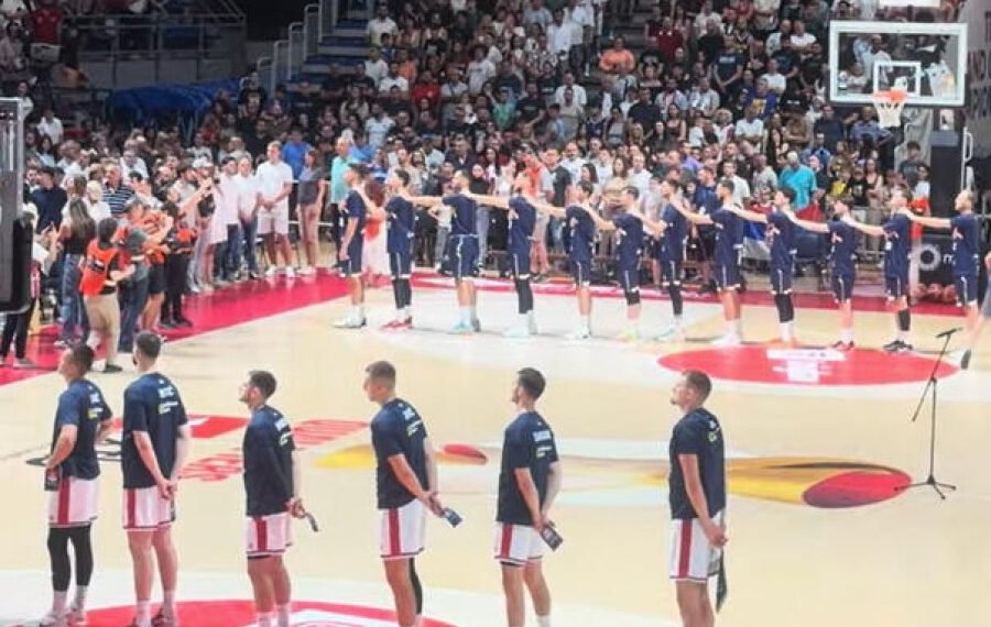 SNIMAK IZ BEOGRADA O KOJEM SE PRIČA: Poslušajte kako je ispraćena himna Bosne i Hercegovine (VIDEO)