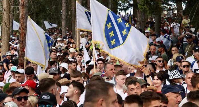 Zabrana ljiljana na Maršu mira? “Nisu to dvije žene iz Doboja, nego hiljade ljudi”