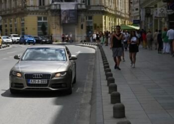Sirene će se oglasiti u podne: Sarajevo će stati na jednu minutu u znak sjećanja na žrtve genocida