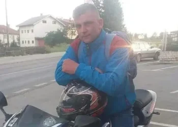 Nakon komemoracije u Srebrenici: Ovo je muškarac koji je sa splava u Zvorniku veličao genocid