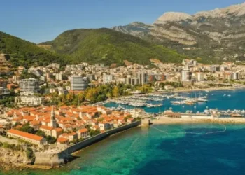 Napad na izraelske turiste u Budvi: Jedna osoba zadobila prelom vilice