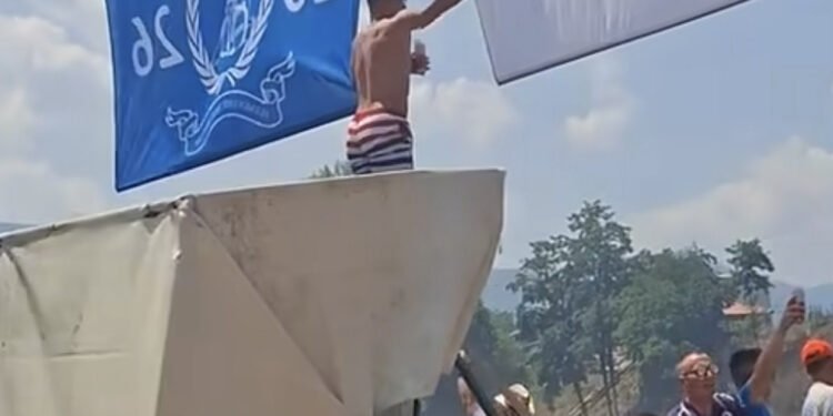 (VIDEO) ŠOKANTNI SNIMCI NA DRINSKOJ REGATI! Učesnici u glas pjevaju “Nosila ti Drina šleper…”