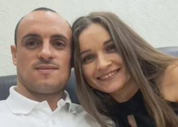 Porodični odmor završio tragedijom: Ovo su roditelji koji su zajedno s bebom stradali u jezivoj nesreći, drugom djetetu se bore za život