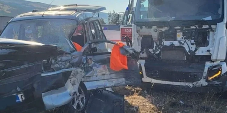 Stravična nesreća kod Tomislavgrada: Četiri osobe teško povrijeđene, među njima i beba