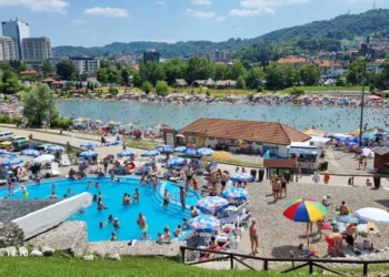 Stariji muškarac snimao djecu i žene na Panonskim jezerima, intervenisala policija