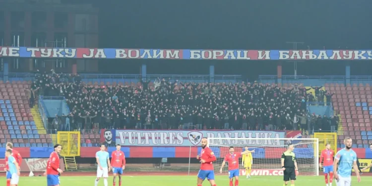 Fudbalski savez kaznio Borac sa 3.000 zbog veličanja Mladića, a FK Sarajevo zbog pirotehnike sa 8.000 KM